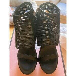 Juicy Couture Women's Carli Cage Platform Heels Black Size 8M NIB